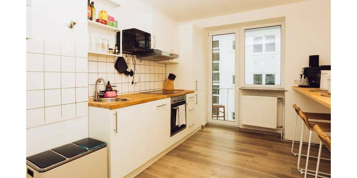 Etagenwohnung Kassel Mitte - 4 Zimmer, 70 m&sup2;, 1.700&euro; | Angebot:26629312