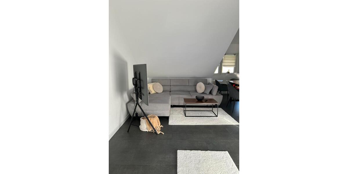 Dachgeschoßwohnung Forbach - 3 Zimmer, 86 m&sup2;, 800&euro; | Angebot:26020908