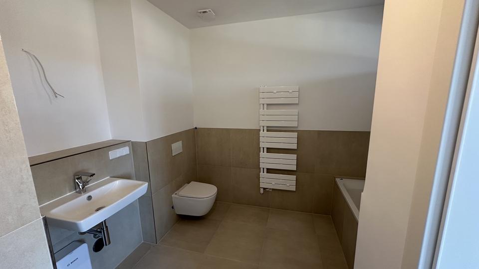 Einfamilienhaus Ludwigsfelde - 3 Zimmer, 141 m&sup2;, 1.960&euro; | Angebot:23081568