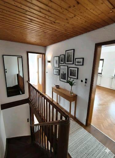 Etagenwohnung Traunstein - 5 Zimmer, 92 m&sup2;, 1.160&euro; | Angebot:24978593