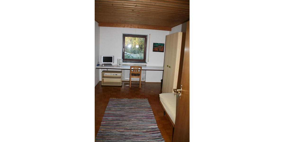 Wohnen auf Zeit Furth - 1 Zimmer, 16 m&sup2;, 320&euro; | Angebot:26000937