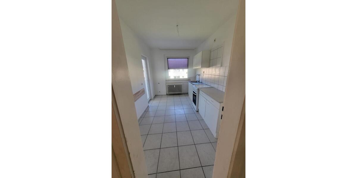 Etagenwohnung Hameln Kernstadt - 3 Zimmer, 75 m&sup2;, 476&euro; | Angebot:26645737