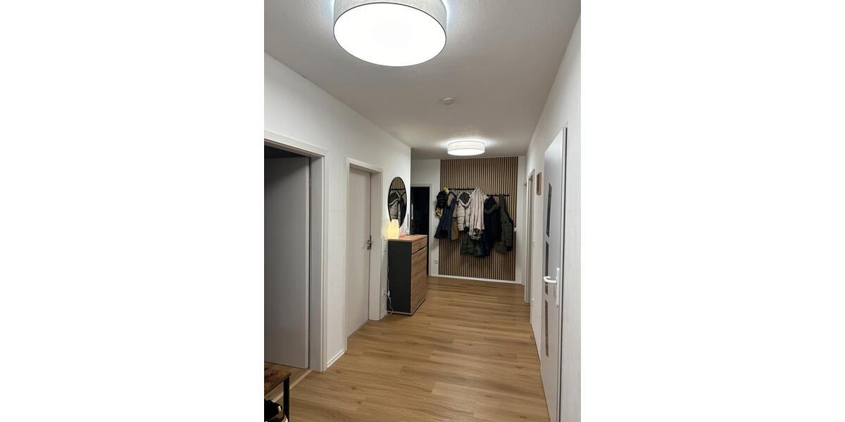 Erdgeschoßwohnung Rahden - 5 Zimmer, 136 m&sup2;, 1.100&euro; | Angebot:26019184
