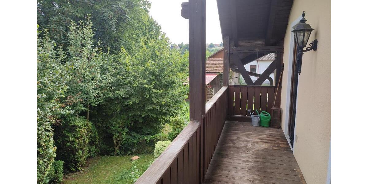Dachgeschoßwohnung Bad Griesbach im Rottal - 3 Zimmer, 74 m&sup2;, 650&euro; | Angebot:25393428