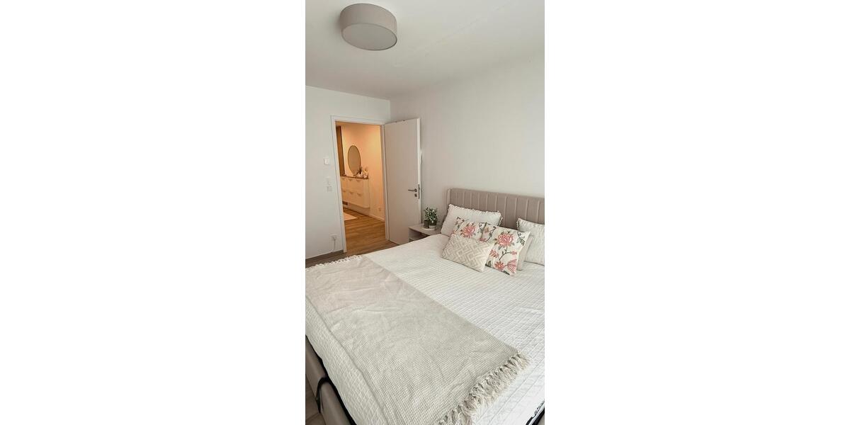 Terrassenwohnung Gießen - 3 Zimmer, 74 m&sup2;, 1.180&euro; | Angebot:26680424