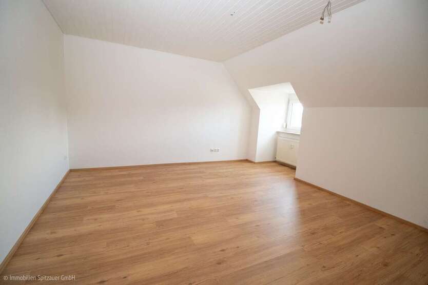 Wohnung zum Mieten in Freilassing 395 € 34 m² 1 zimmer