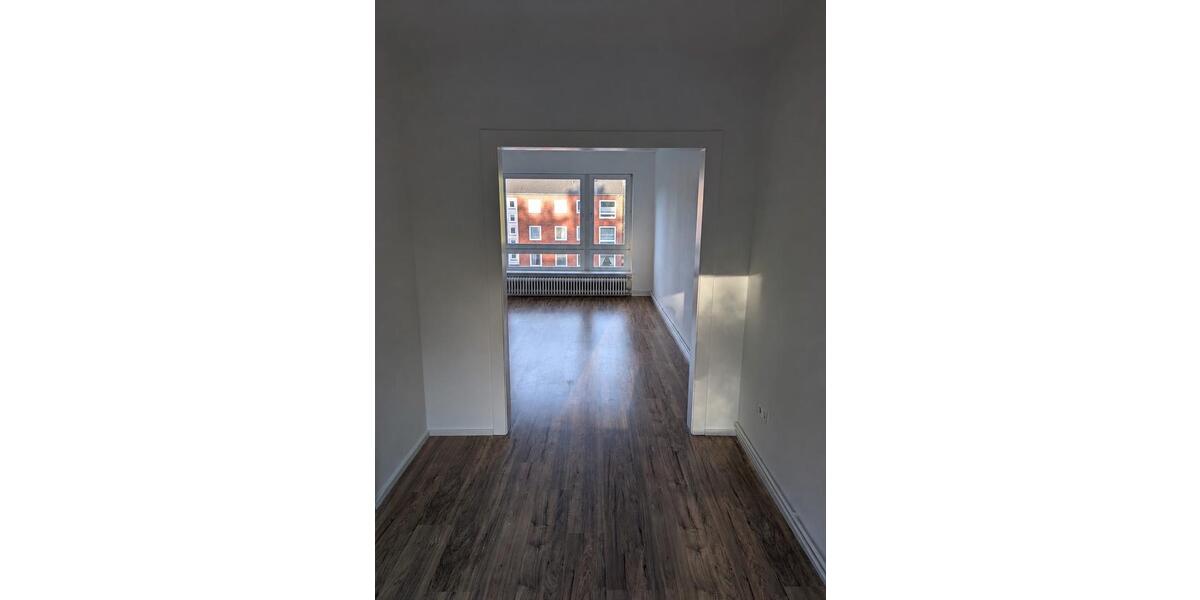 Etagenwohnung Wilhelmshaven Altengroden - 4 Zimmer, 80 m&sup2;, 600&euro; | Angebot:26518161