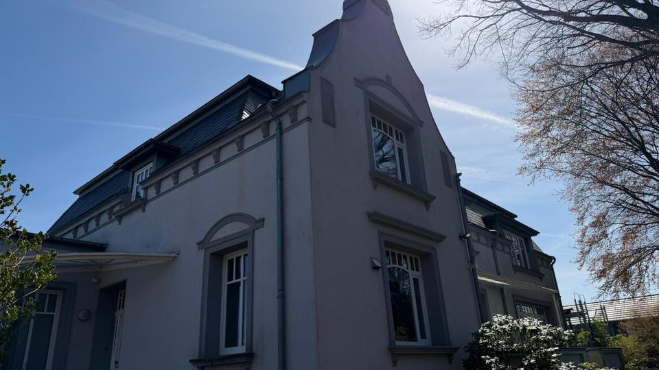 Dachgeschoßwohnung Bredstedt - 5 Zimmer, 131 m&sup2;, 1.090&euro; | Angebot:26335644
