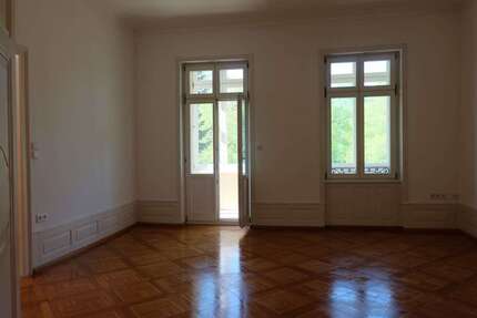 Wohnung Baden-Baden Baden - 5 Zimmer, 148 m&sup2;, 1.500&euro; | Angebot:26249192