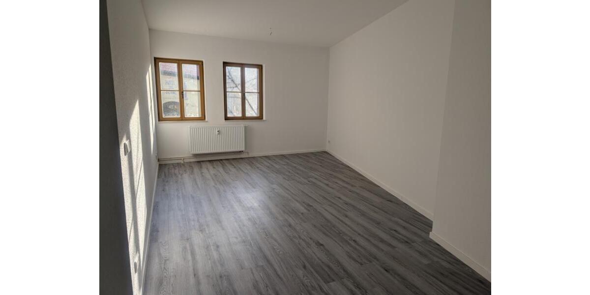 Etagenwohnung Querfurt - 3 Zimmer, 88 m&sup2;, 540&euro; | Angebot:24431003