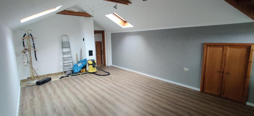 Dachgeschoßwohnung Emmerting - 3 Zimmer, 78 m&sup2;, 850&euro; | Angebot:24770146