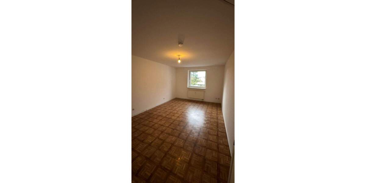 Etagenwohnung Parchim - 3 Zimmer, 65 m&sup2;, 500&euro; | Angebot:25845291