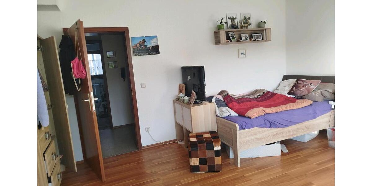 Erdgeschoßwohnung Gießen Schlangenzahl - 1 Zimmer, 23 m&sup2;, 370&euro; | Angebot:24651483