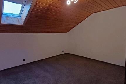 3 - Zimmer Dachgeschosswohnung in Bad KötztingGrub zu vermieten 3 zimmer
