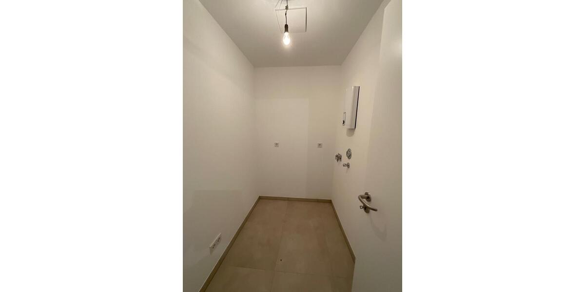 Etagenwohnung Mönchengladbach - 3 Zimmer, 81 m&sup2;, 1.396&euro; | Angebot:26536662