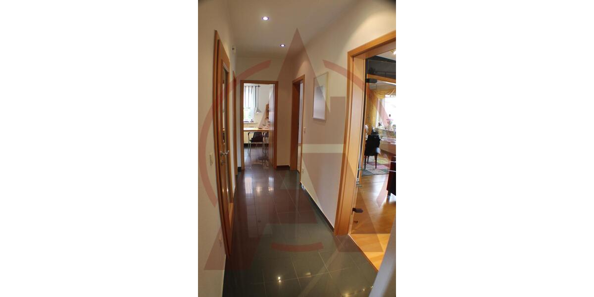 Einfamilienhaus Lingen (Ems) - 6 Zimmer, 140 m&sup2;, 1.150&euro; | Angebot:24845548