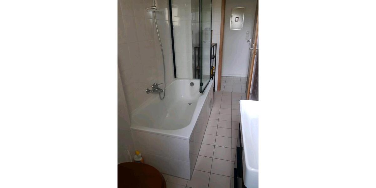 Erdgeschoßwohnung Wuppertal Unterbarmen - 2 Zimmer, 63 m&sup2;, 560&euro; | Angebot:26691987