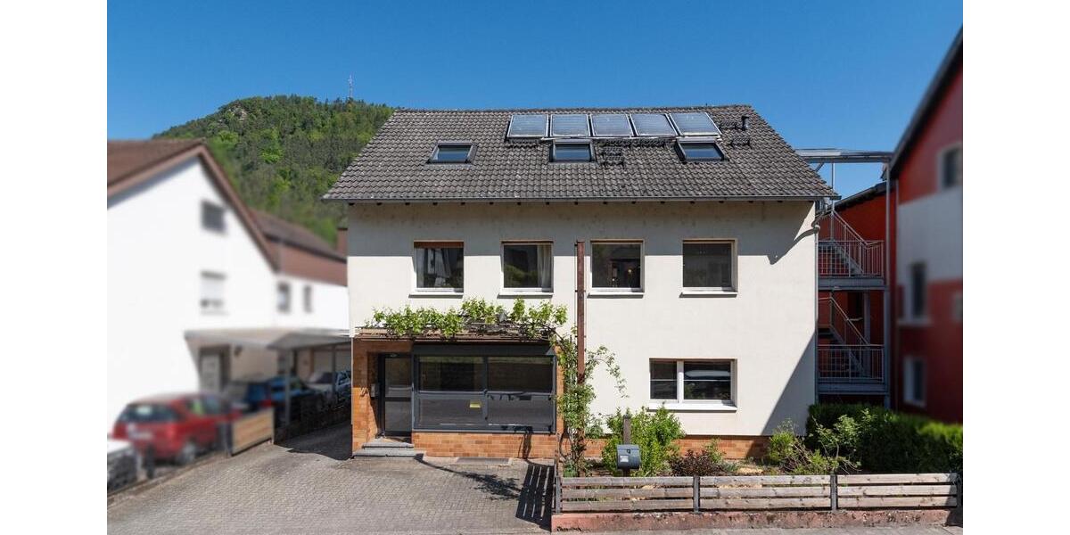 Etagenwohnung Annweiler am Trifels - 4 Zimmer, 126 m&sup2;, 1.170&euro; | Angebot:25987184