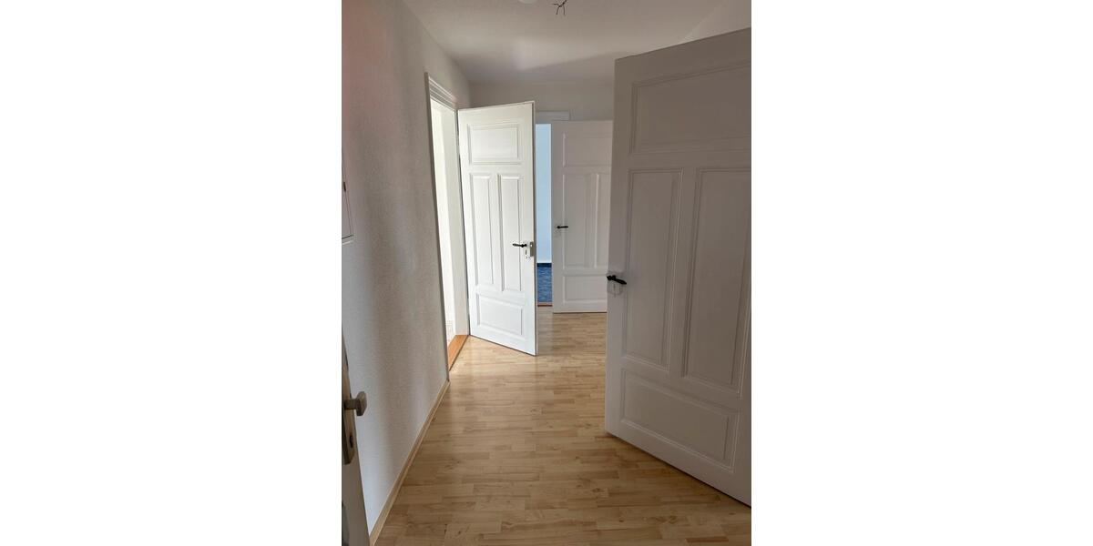 Etagenwohnung Frohburg - 3 Zimmer, 87 m&sup2;, 634&euro; | Angebot:25325158