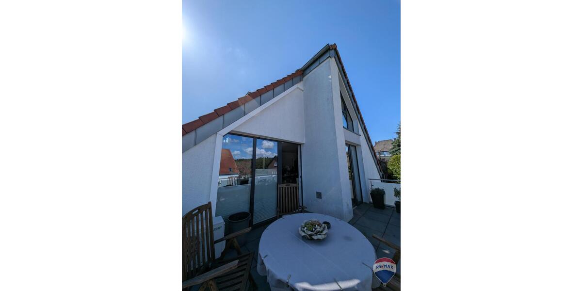 Attraktive Wohnung über 2 Ebenen mit TG-platz in ruhiger Lage zur Miete! 3 zimmer