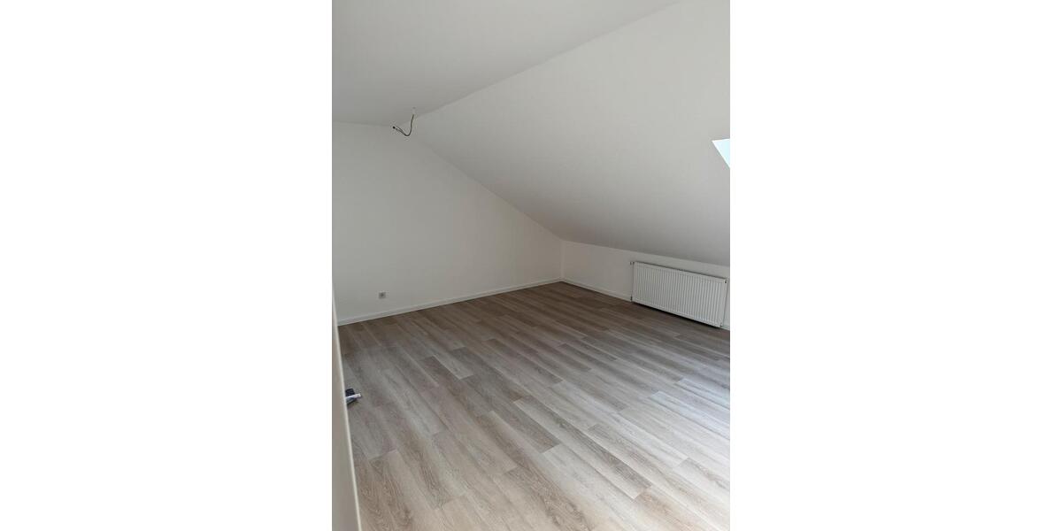 Dachgeschoßwohnung Gevelsberg - 2 Zimmer, 52 m&sup2;, 570&euro; | Angebot:24842432