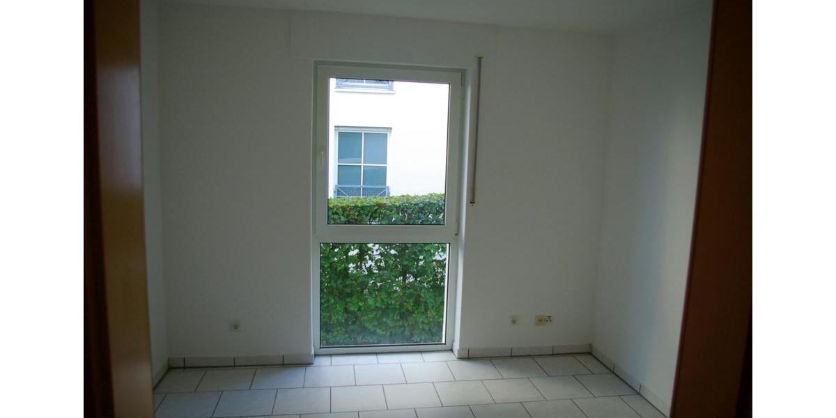 Hochparterre Roetgen - 3 Zimmer, 88 m&sup2;, 760&euro; | Angebot:26676657