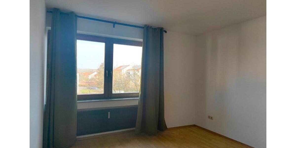 Etagenwohnung Volkach - 3 Zimmer, 105 m&sup2;, 1.000&euro; | Angebot:25282309