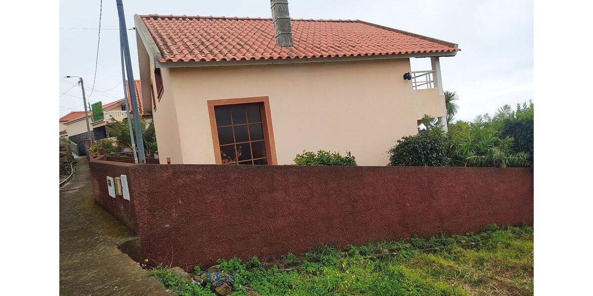 Etagenwohnung Trier Kürenz - 5 Zimmer, 100 m&sup2;, 1.200&euro; | Angebot:24438271