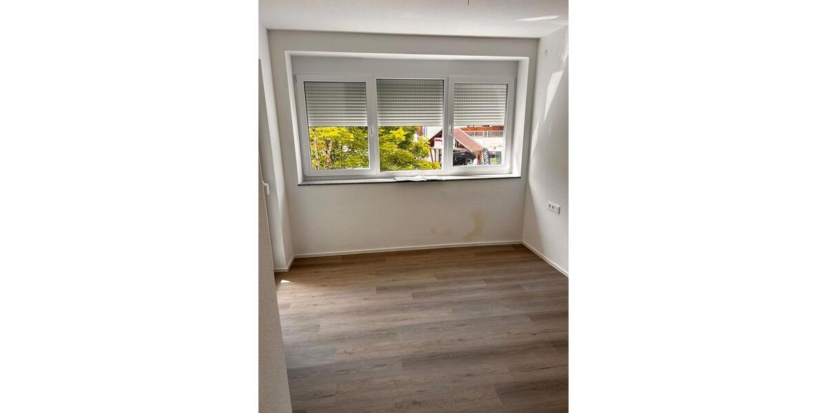 Etagenwohnung Albstadt Gemarkung Onstmettingen - 3 Zimmer, 72 m&sup2;, 820&euro; | Angebot:25182166