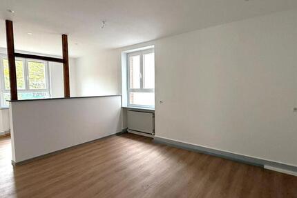 Altbaucharme trifft Neckarlage – frisch renovierte 3-Zimmer-Wohnung im Herzen von Heilbronn zimmer