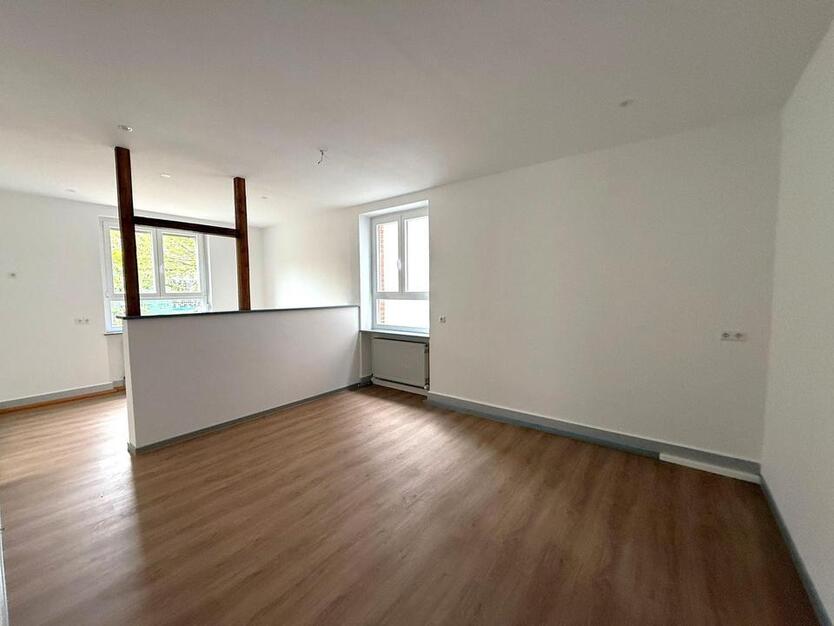 Altbaucharme trifft Neckarlage – frisch renovierte 3-Zimmer-Wohnung im Herzen von Heilbronn zimmer