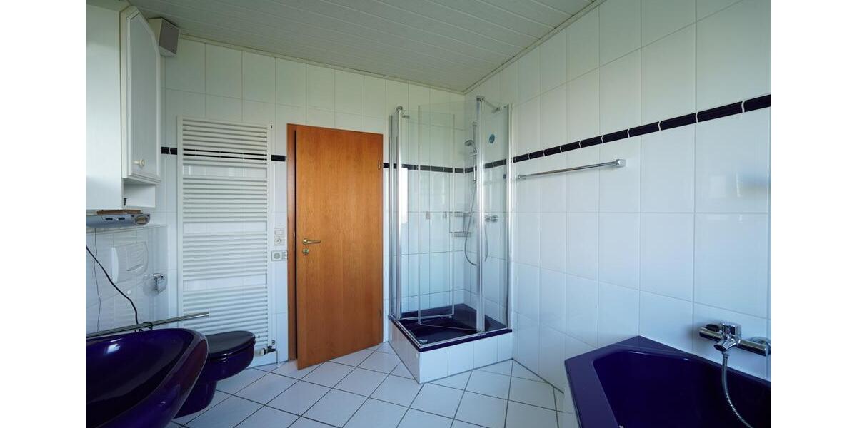 Einfamilienhaus Gerabronn - 6.5 Zimmer, 287 m&sup2;, 1.440&euro; | Angebot:23632903