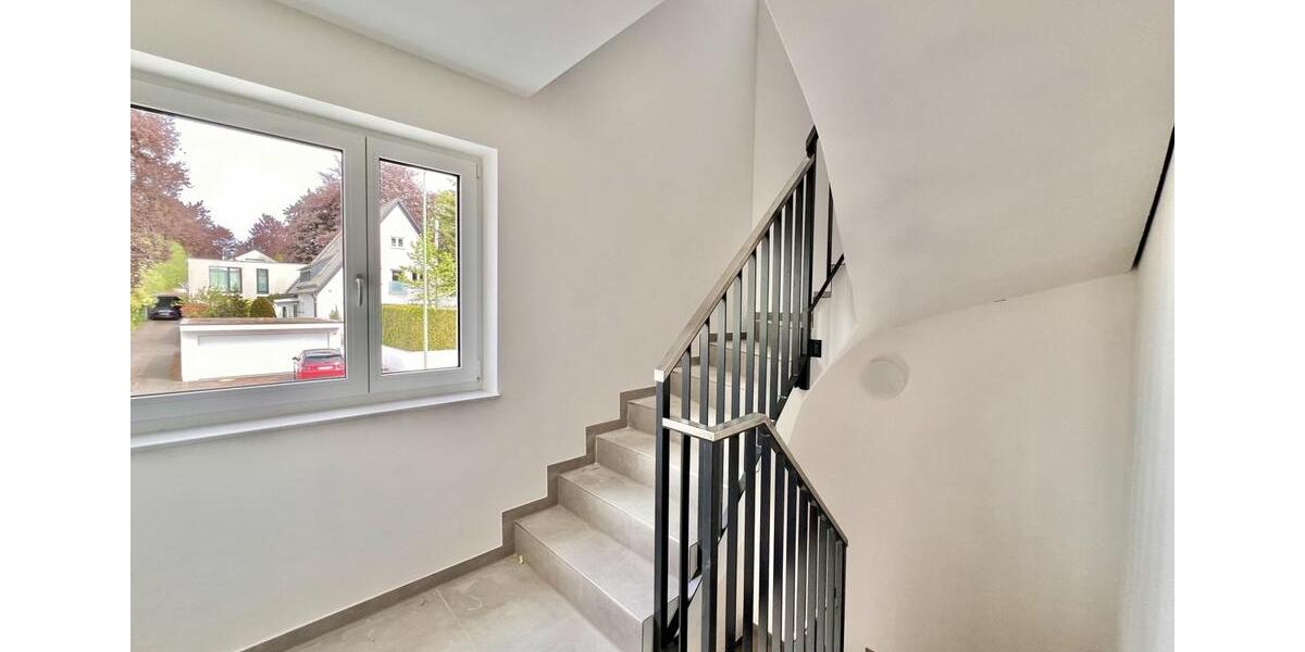 Etagenwohnung Augsburg Bergheim - 3 Zimmer, 101 m&sup2;, 1.700&euro; | Angebot:26578894