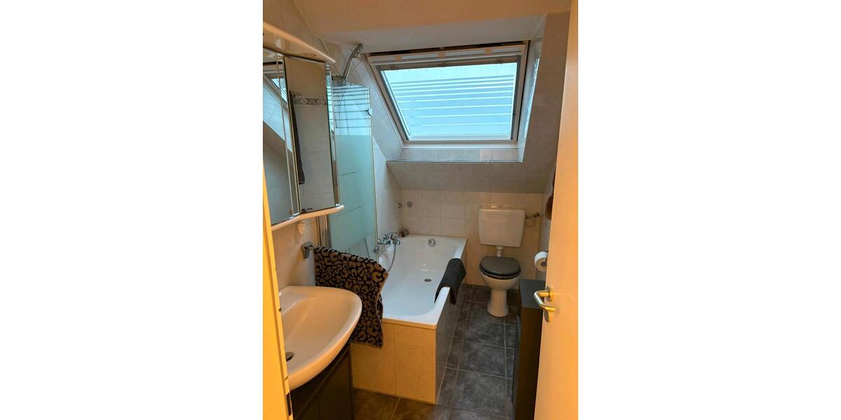 Dachgeschoßwohnung Herzebrock-Clarholz Clarholz - 3 Zimmer, 60 m&sup2;, 680&euro; | Angebot:24853217