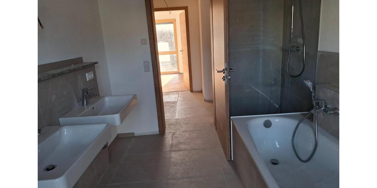 Etagenwohnung Mainhardt - 4 Zimmer, 103 m&sup2;, 950&euro; | Angebot:24732679