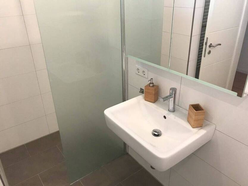 Moderne 2 Zimmer Wohnung Balkon