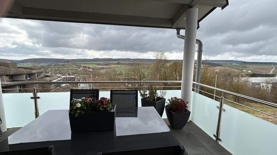 Etagenwohnung Neresheim - 4 Zimmer, 145 m&sup2;, 1.450&euro; | Angebot:26007781