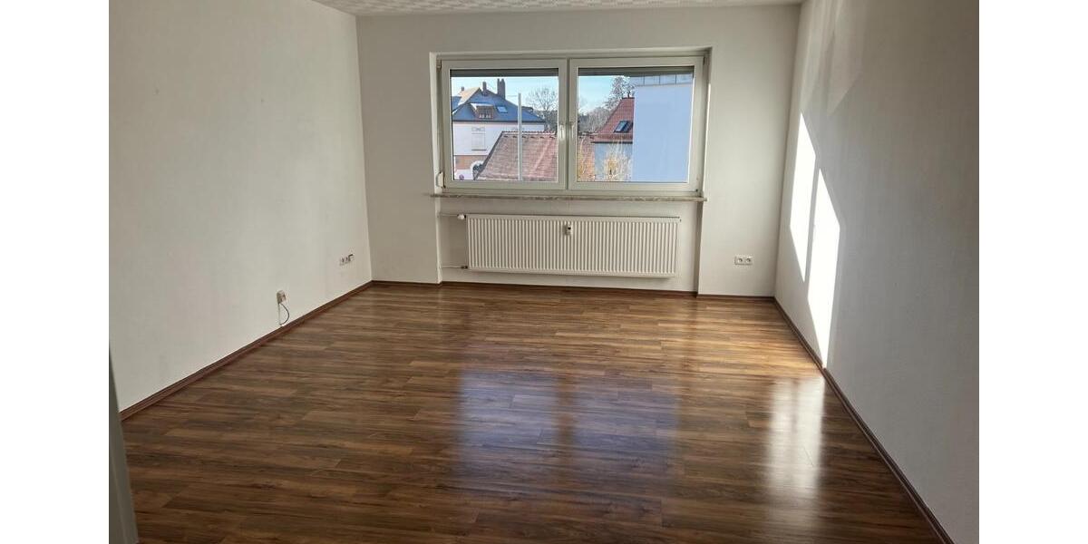 Etagenwohnung Waldsassen - 3 Zimmer, 85 m&sup2;, 550&euro; | Angebot:24743215