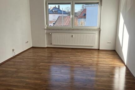 Wohnung Waldsassen - 3 Zimmer, 85 m&sup2;, 550&euro; | Angebot:24743215