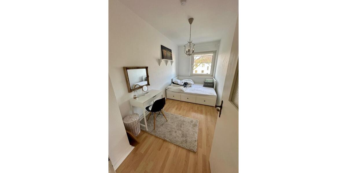 Etagenwohnung Essen Stadtbezirk II - 3 Zimmer, 57 m&sup2;, 1.095&euro; | Angebot:26444575