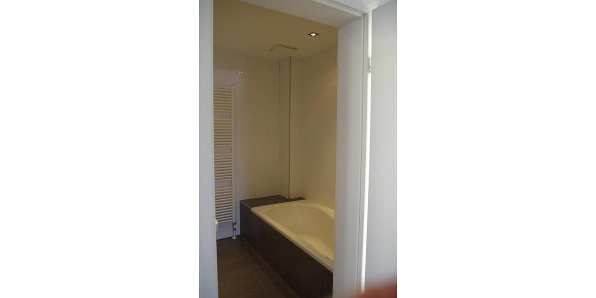 Dachgeschoßwohnung Linden - 3 Zimmer, 98 m&sup2;, 980&euro; | Angebot:25168354