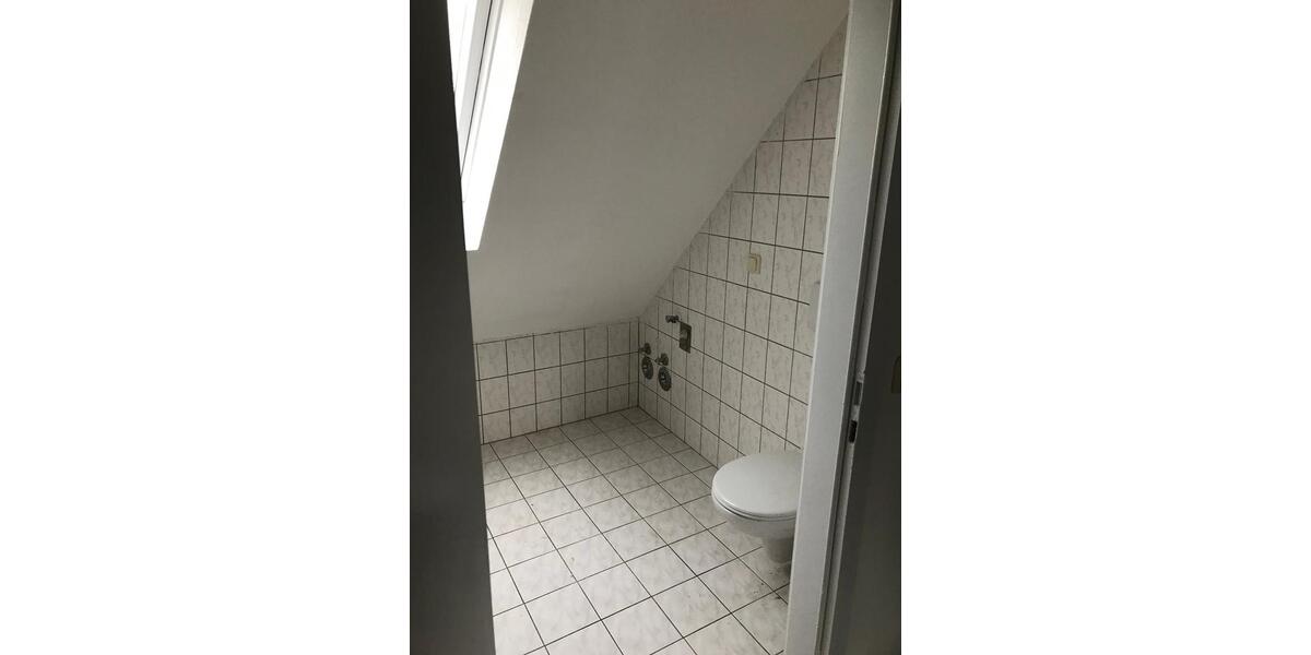 Dachgeschoßwohnung Burg - 3.5 Zimmer, 78 m&sup2;, 507&euro; | Angebot:26647186