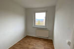 Etagenwohnung Suhl Neundorf - 4 Zimmer, 64 m&sup2;, 400&euro; | Angebot:26393587