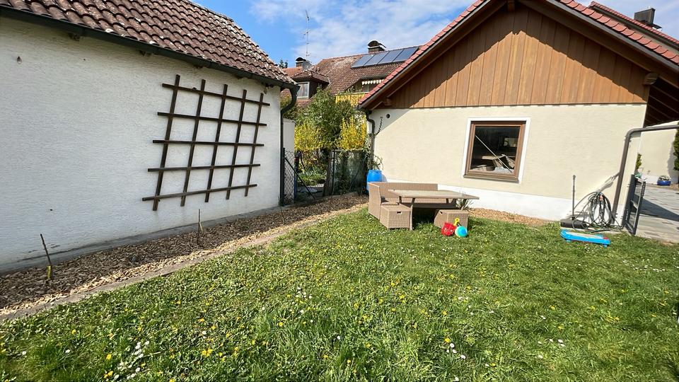 Etagenwohnung Neuburg an der Donau - 4.5 Zimmer, 135 m&sup2;, 1.370&euro; | Angebot:26653313