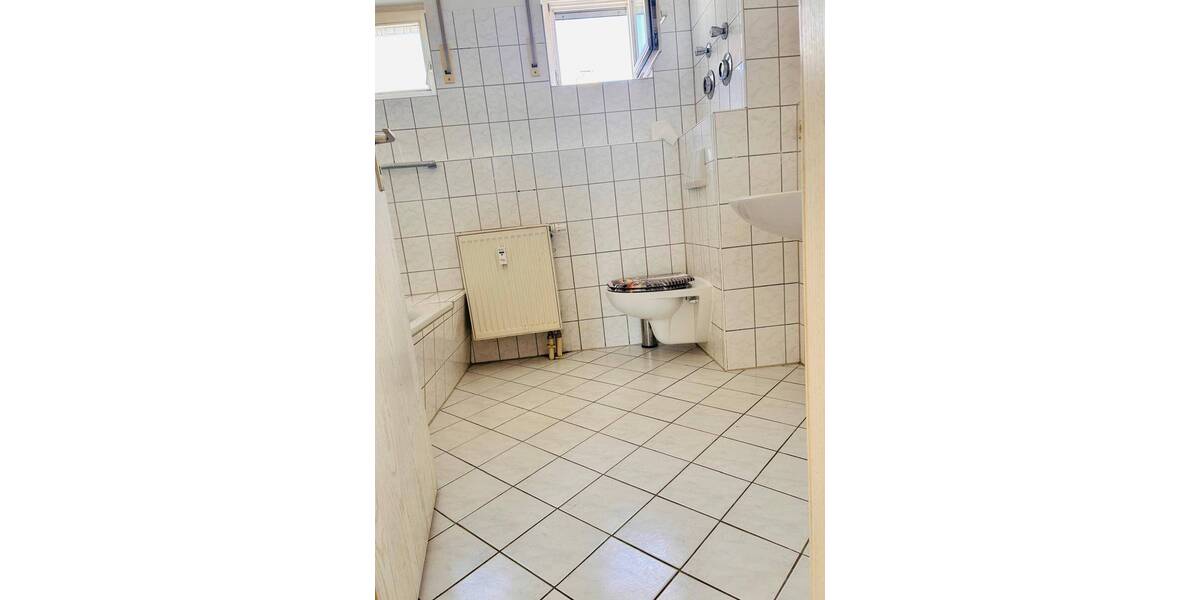 Etagenwohnung Königsbrück Stenz - 3 Zimmer, 80 m&sup2;, 440&euro; | Angebot:22902144