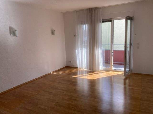 Etagenwohnung Stuttgart Möhringen - 2 Zimmer, 80 m&sup2;, 950&euro; | Angebot:25355823