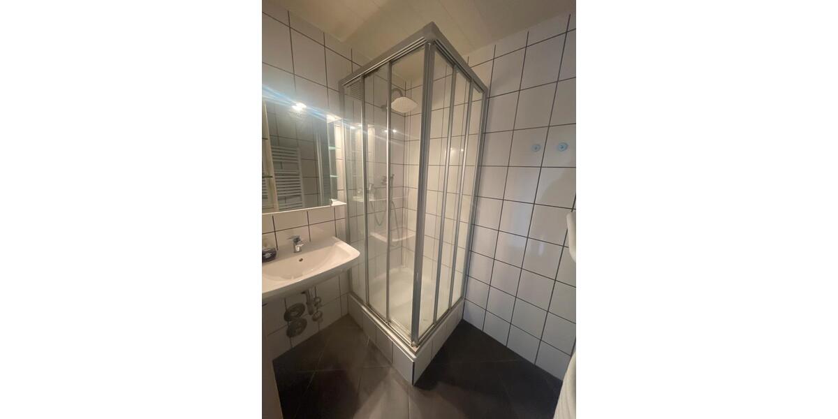 Etagenwohnung Pfullingen - 3 Zimmer, 90 m&sup2;, 1.050&euro; | Angebot:26042451