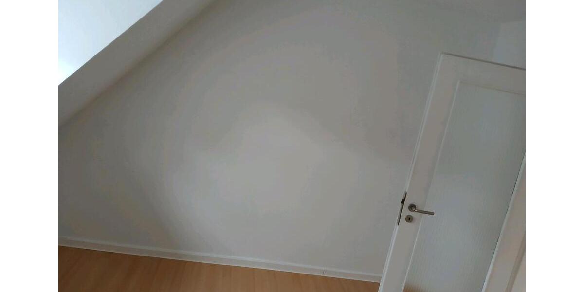 Dachgeschoßwohnung Vlotho - 2 Zimmer, 60 m&sup2;, 550&euro; | Angebot:25638838