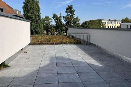 Wohnung zum Mieten in Dresden 2.200 € 150 m²