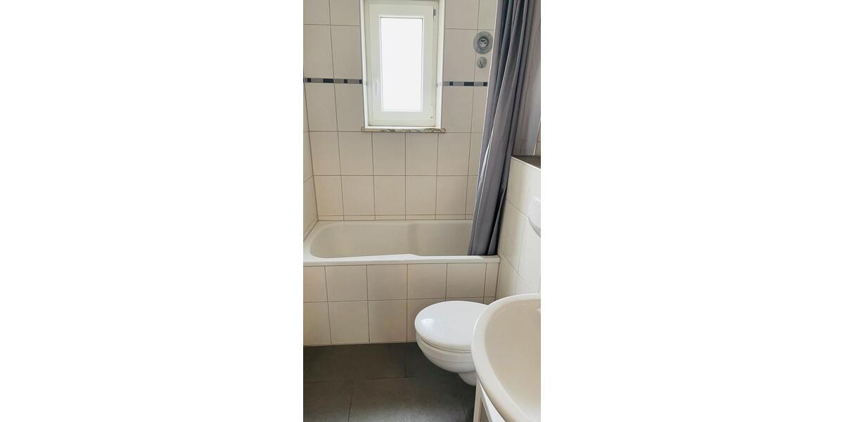 Etagenwohnung Schweinfurt Gartenstadt - 2 Zimmer, 70 m&sup2;, 1.100&euro; | Angebot:26706109